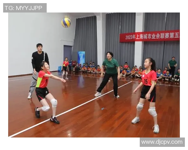 上海排球队灵活应变的策略与训练探索之路 上海排球队灵活应变的策略与训练探索之路