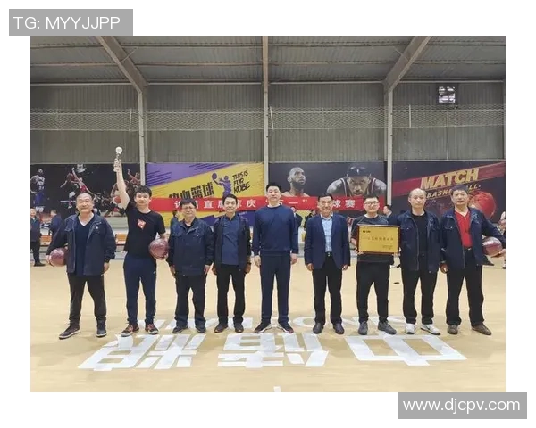 深圳篮球队的拼搏之路:一段不屈不挠的奋斗纪实与荣耀回顾 深圳篮球队的拼搏之路:一段不屈不挠的奋斗纪实与荣耀回顾